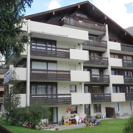 Sonnige, Bequeme Dachwohnung Mit Matterhornblick *